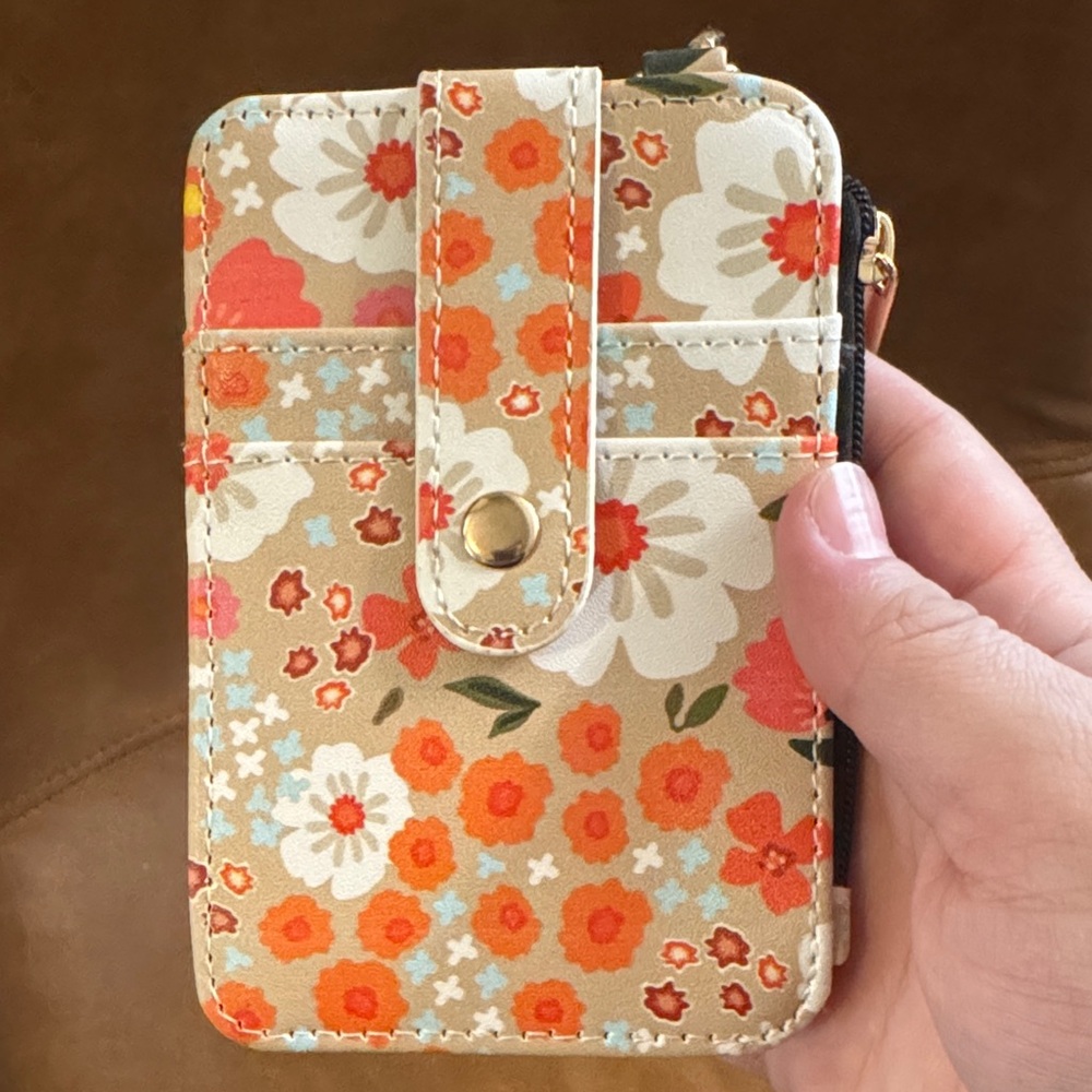 Floral Card Holder with Orange Beaded Keychain - Picture 3 of 3